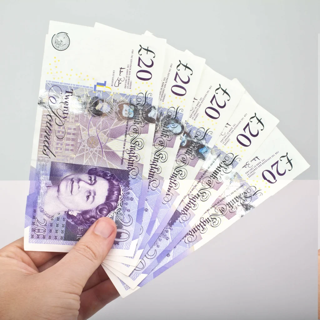 £100 Cash